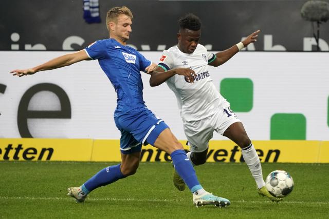 中国男篮传奇球星王治郅入选国际篮联名人堂